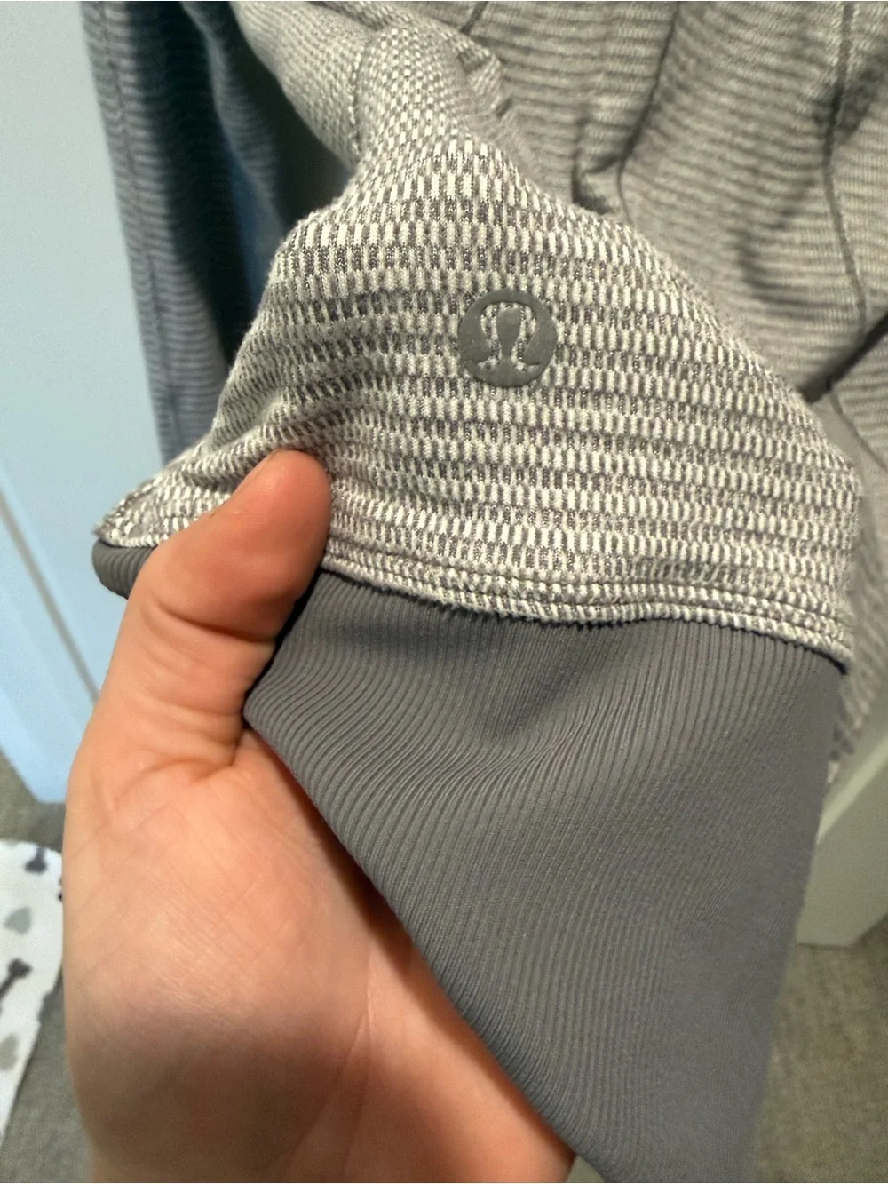 Lululemon Run Swiftly Half Zip Pullover Women’s 6 Gray Long Sleeve Running Top